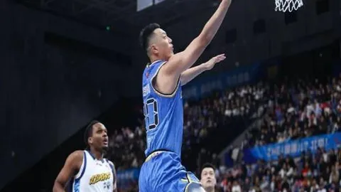 莫兰德巧妙传高，张镇麟空中接力扣篮瞬间闪耀